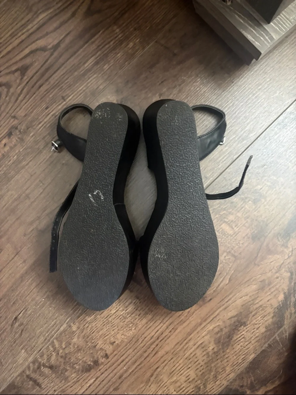 Diba wedge sandals